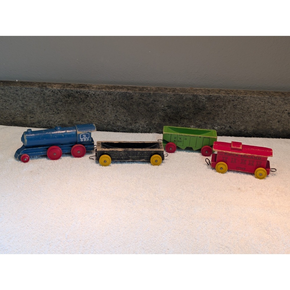 Vintage Strombecker Wooden Toy Train 4 Piece Set Made In USA 1950s